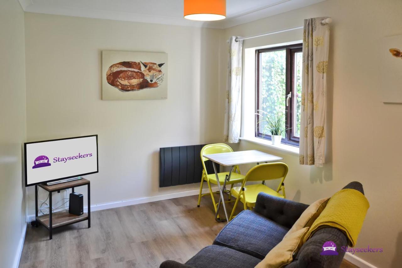 Station 1 Bed Apartment - Stayseekers Salisbury Exteriér fotografie